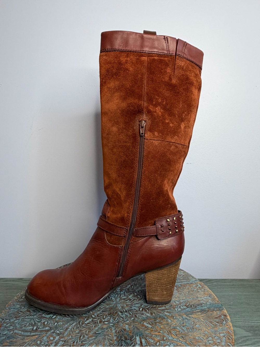 Like New! Naturalizer Cognac Suede Leather Knee High Heeled Boots size 12 - Picture 4 of 14